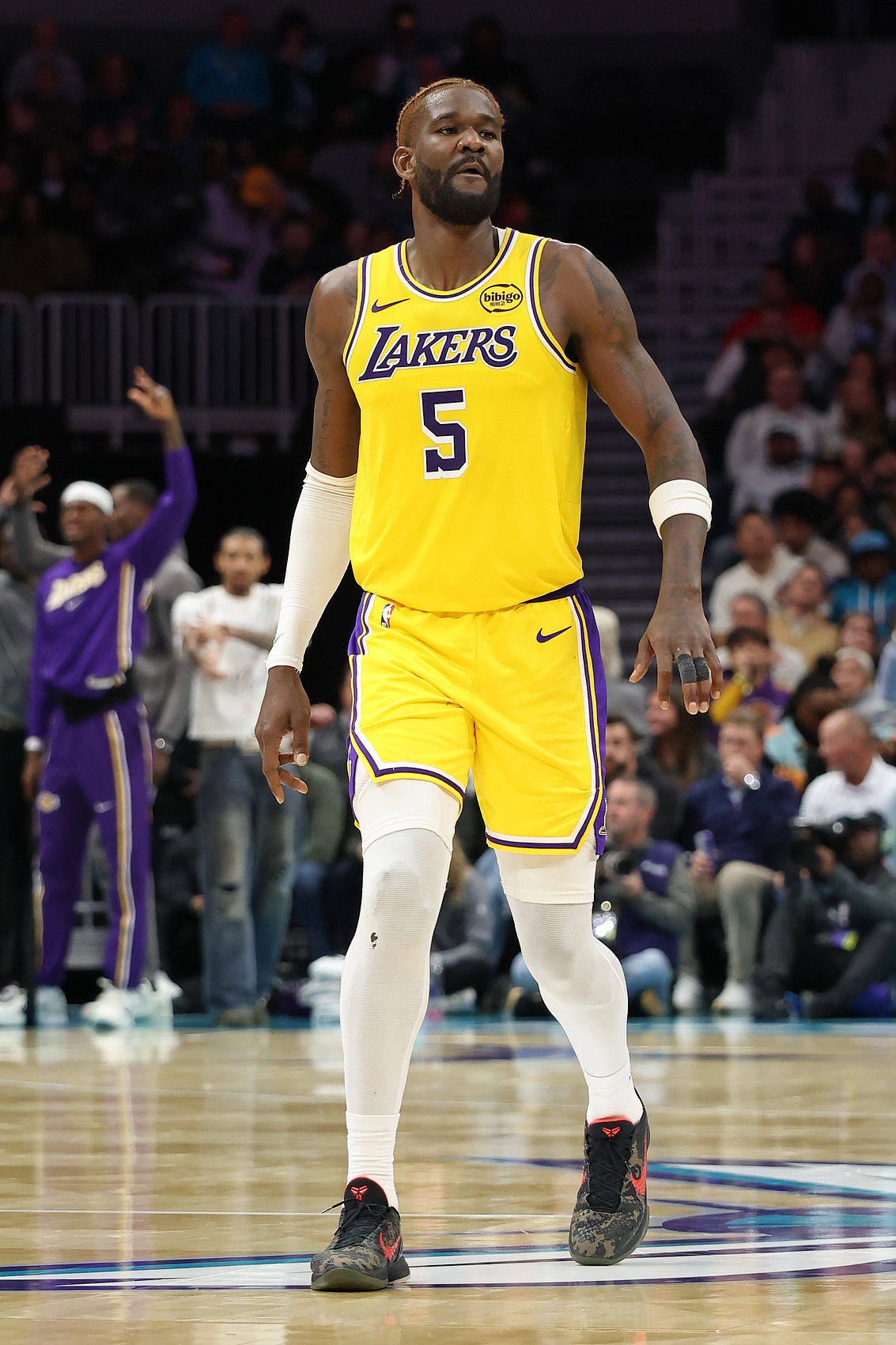 云开体育官网-斯科特:艾顿不比卡佩拉强多少 但他好像把成为卡佩拉当作是侮辱