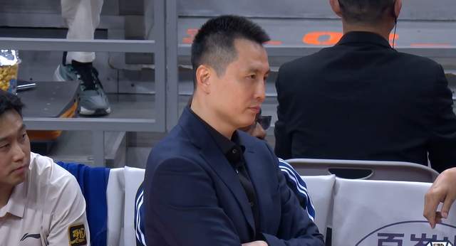 云开体育-CBA上演巅峰对决，夺冠热门4核心伤缺，老帅恐遭惨败，CCTV5直播