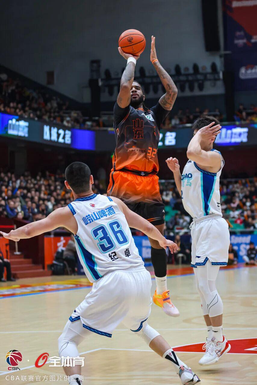 云开体育官网-CBA积分榜，浙江加时胜广厦，上海独占榜首，山东连胜，北京3连胜