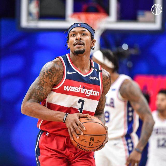 云开体育官网入口-交易警钟再鸣！现在的奇才还能拿什么去留住比尔？